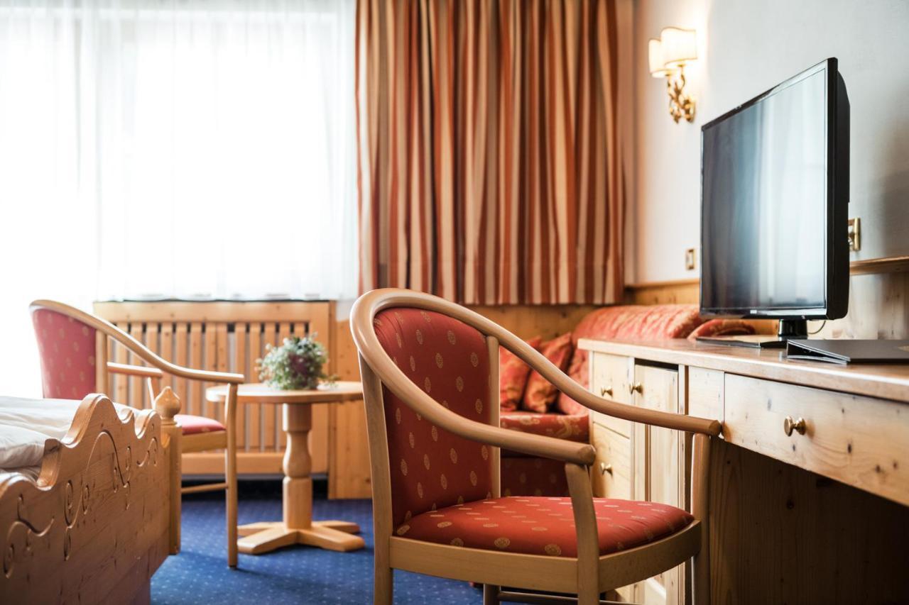 Alpenhotel Plaza Santa Cristina Val Gardena Экстерьер фото